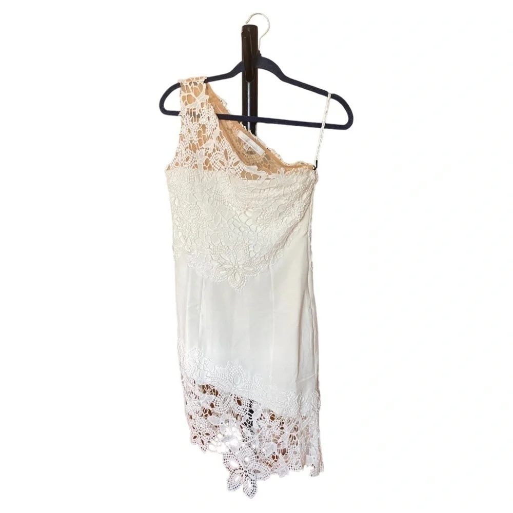 NWT NWT LOVERS + FRIENDS •White Yazmin Dress - Picture 4 of 9